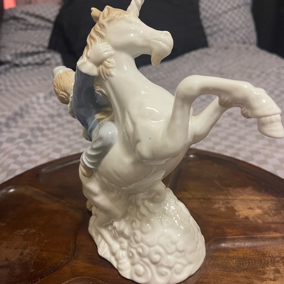 Vintage ARDALT (Lenwile China) Porcelain Unicorn w/Clown Figurine-Hand painted - Picture 7 of 13